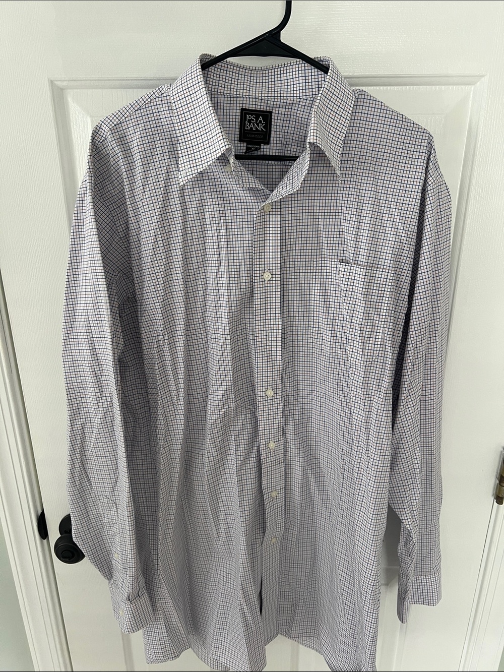 Jos. A. Bank travelers (16.5x37) Men's navy and red micro plaid Dress Shirt